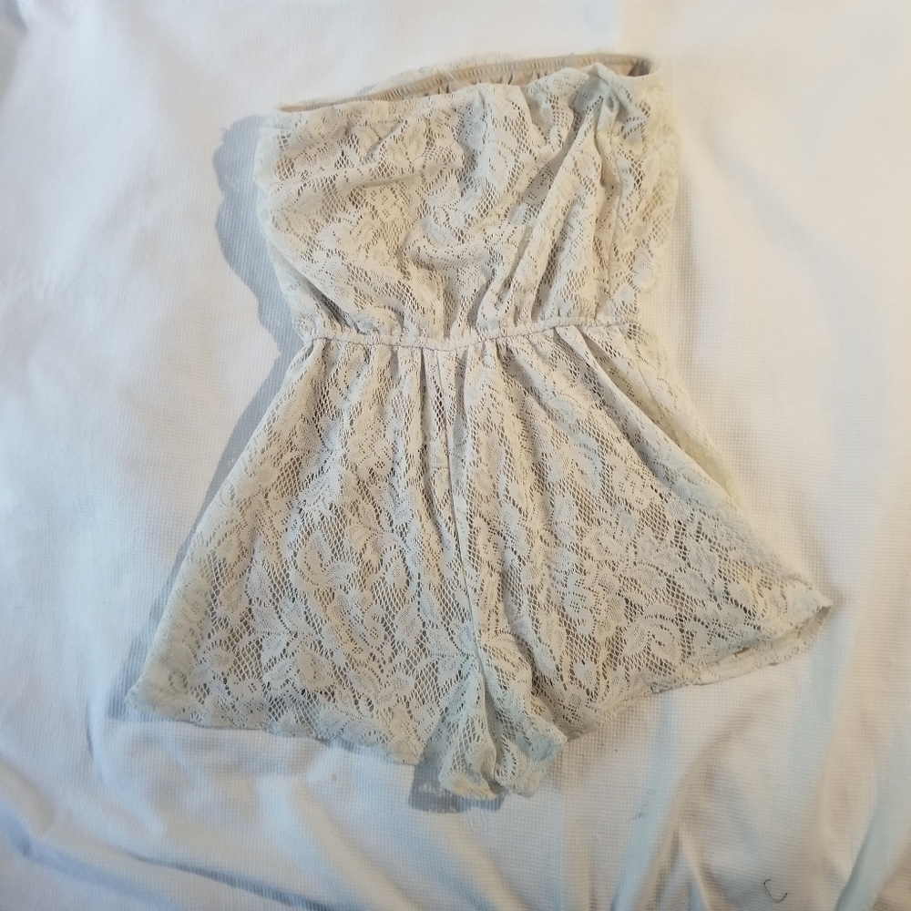 Strapless Lace Detail Fully Lined Romper B2